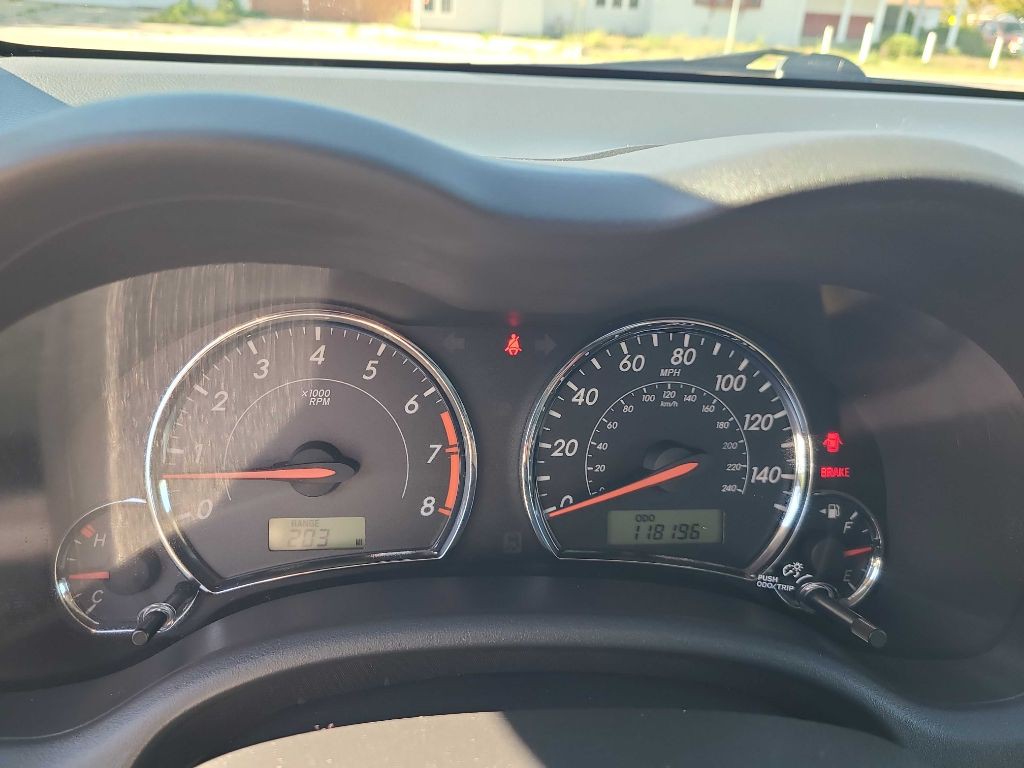 2011 Toyota Corolla Image 7