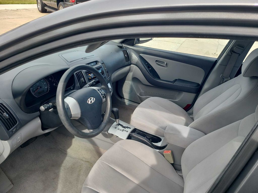 2008 Hyundai Elantra Image 2