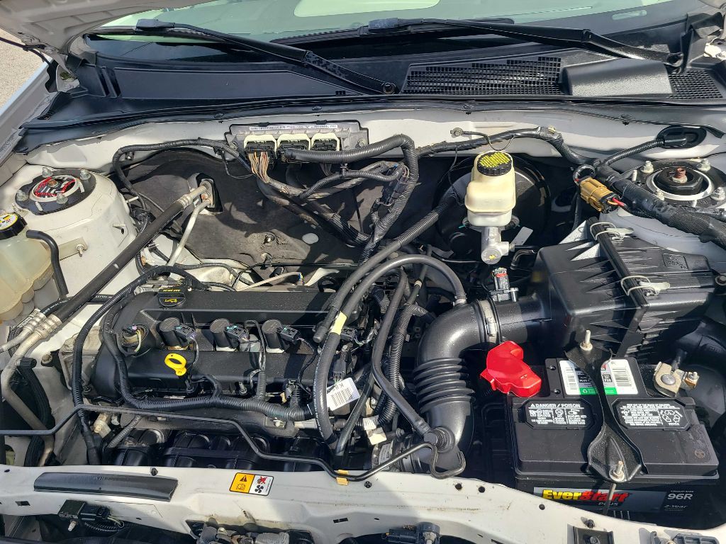 2012 Ford Escape Image 6