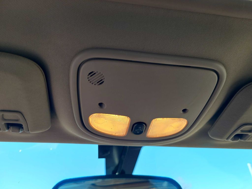 2012 Chevrolet Malibu Image 8