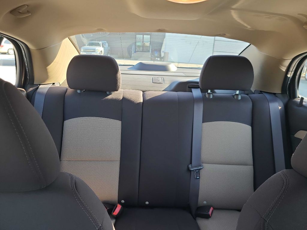 2012 Chevrolet Malibu Image 10