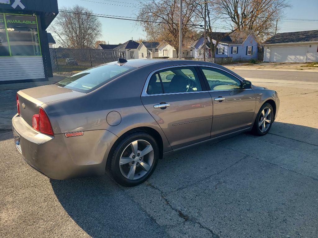 2012 Chevrolet Malibu Image 14