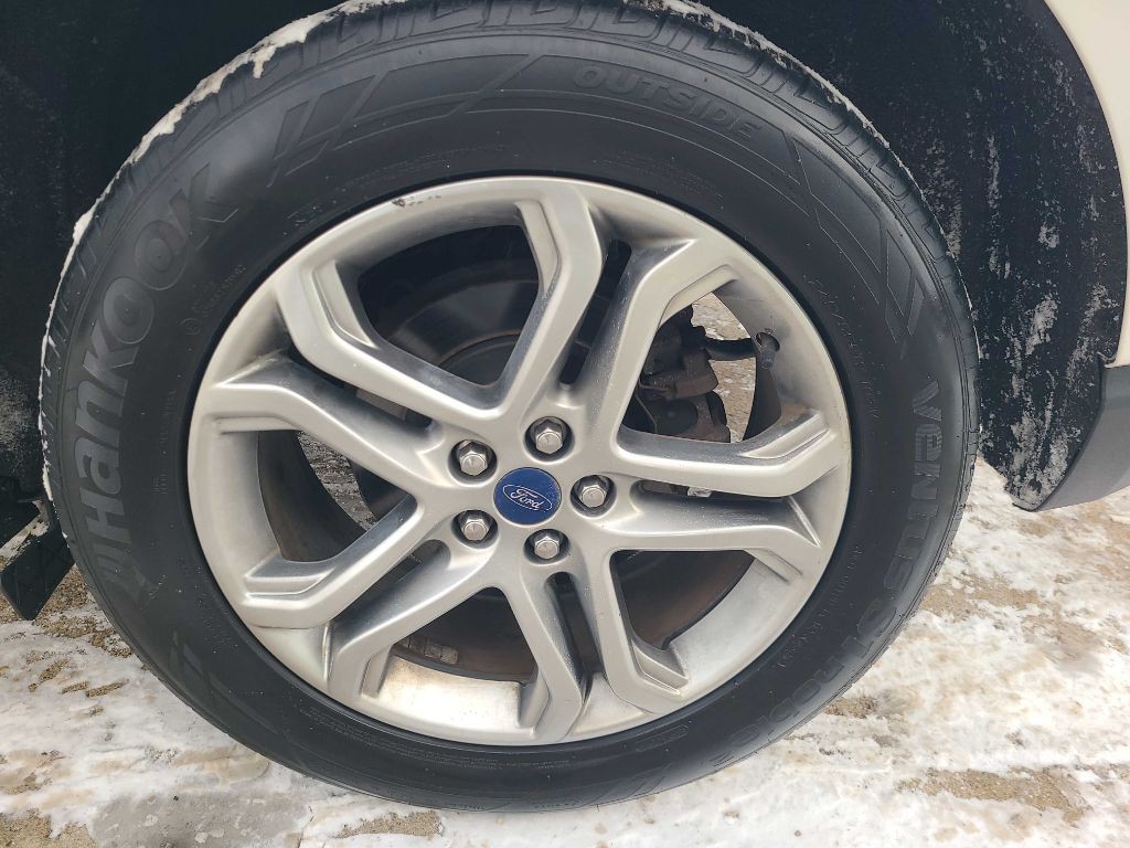 2016 Ford Edge Image 5