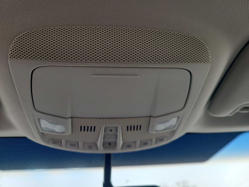 2016 Ford Edge Image 9