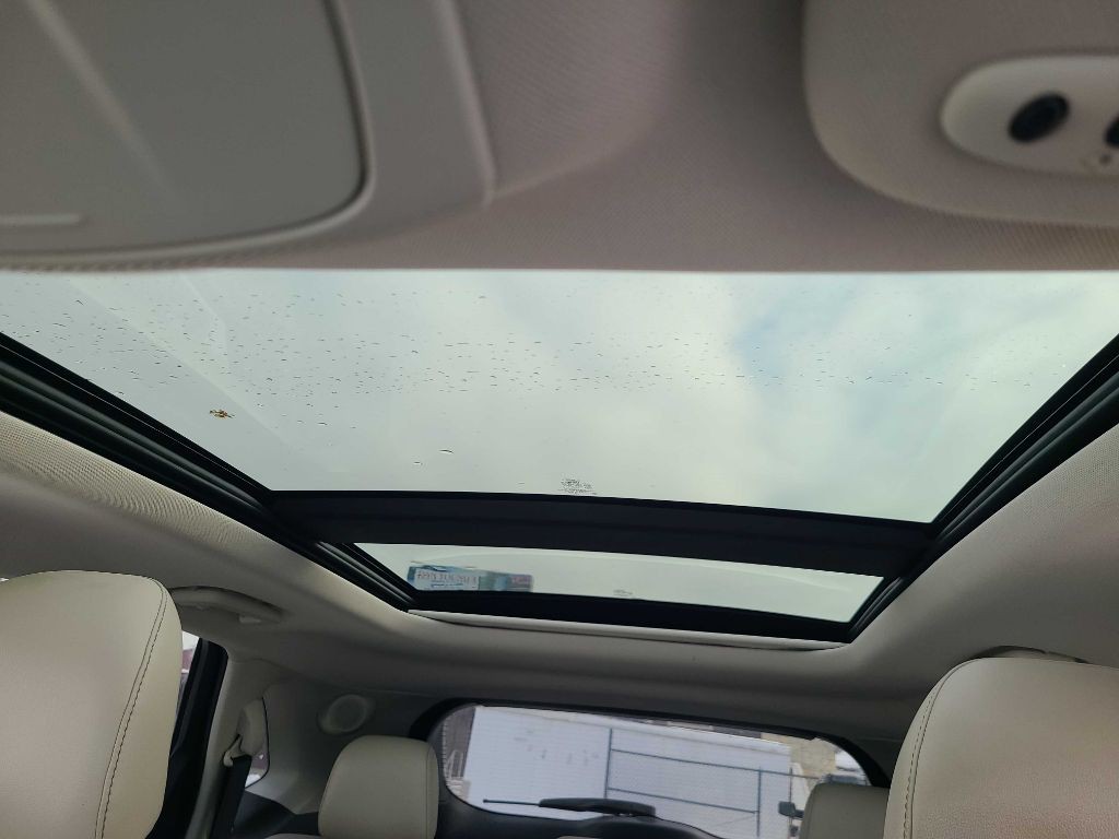 2016 Ford Edge Image 13