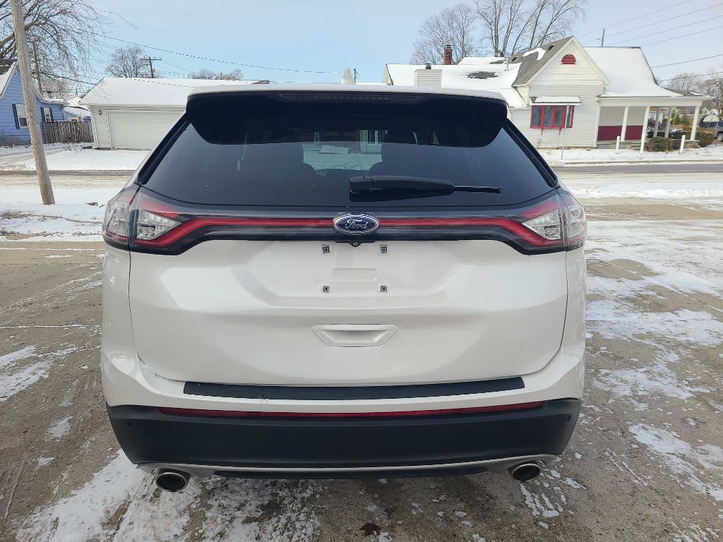 2016 Ford Edge Image 18