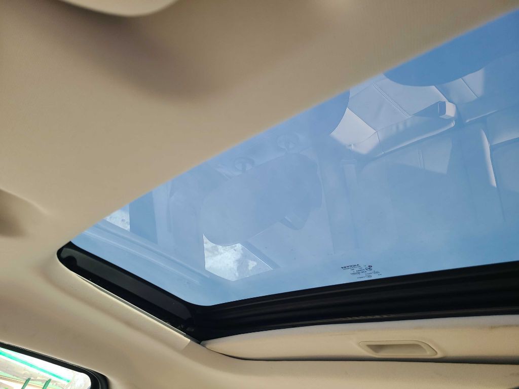 2009 Chrysler Sebring Image 7