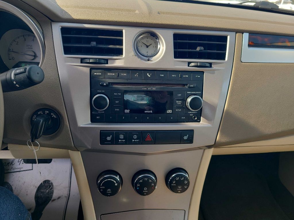 2009 Chrysler Sebring Image 11