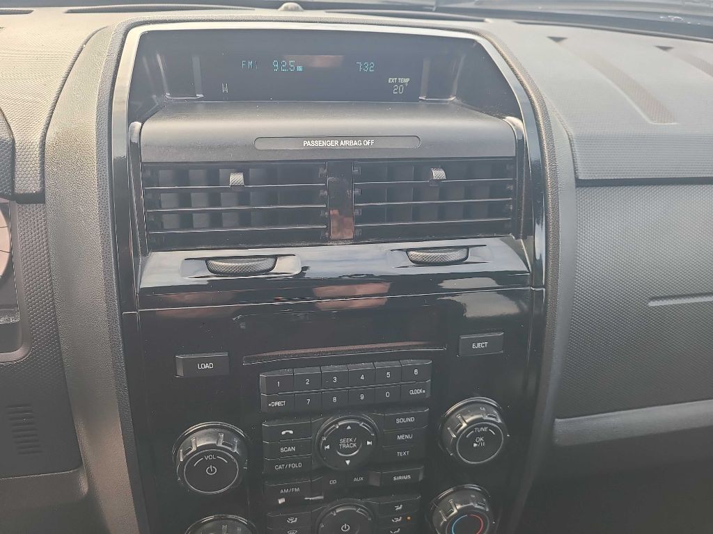 2011 Ford Escape Image 10