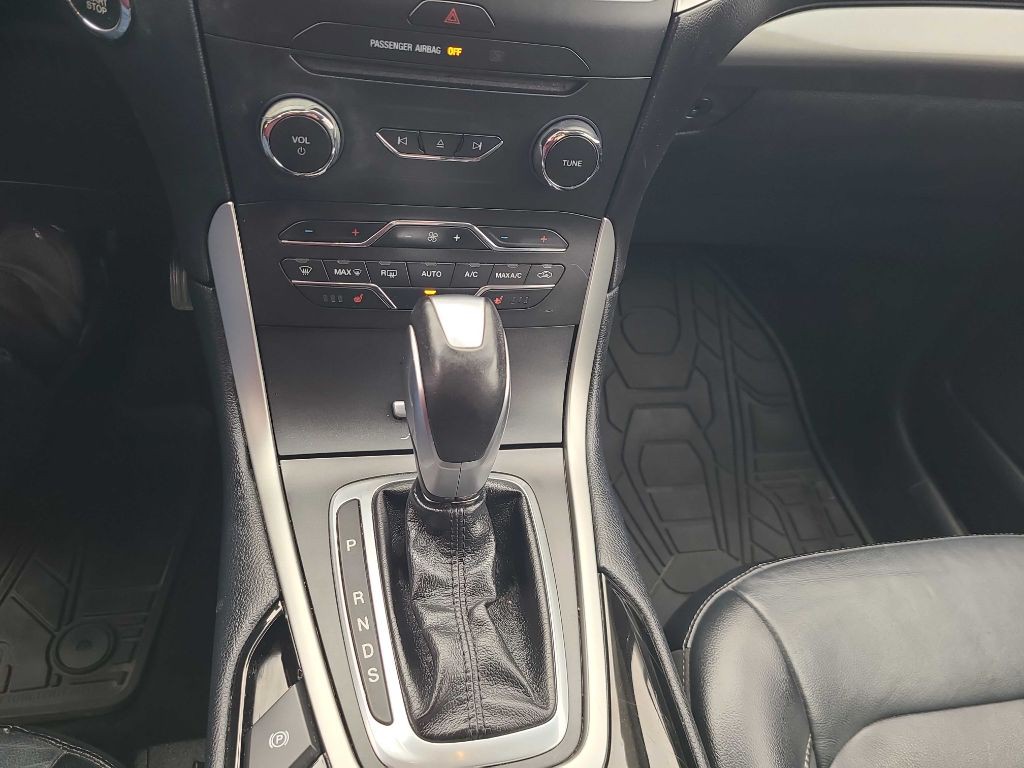 2015 Ford Edge Image 11