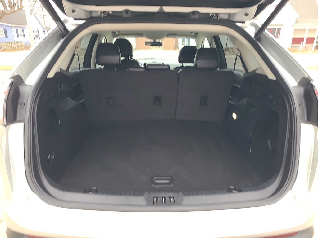 2015 Ford Edge Image 18