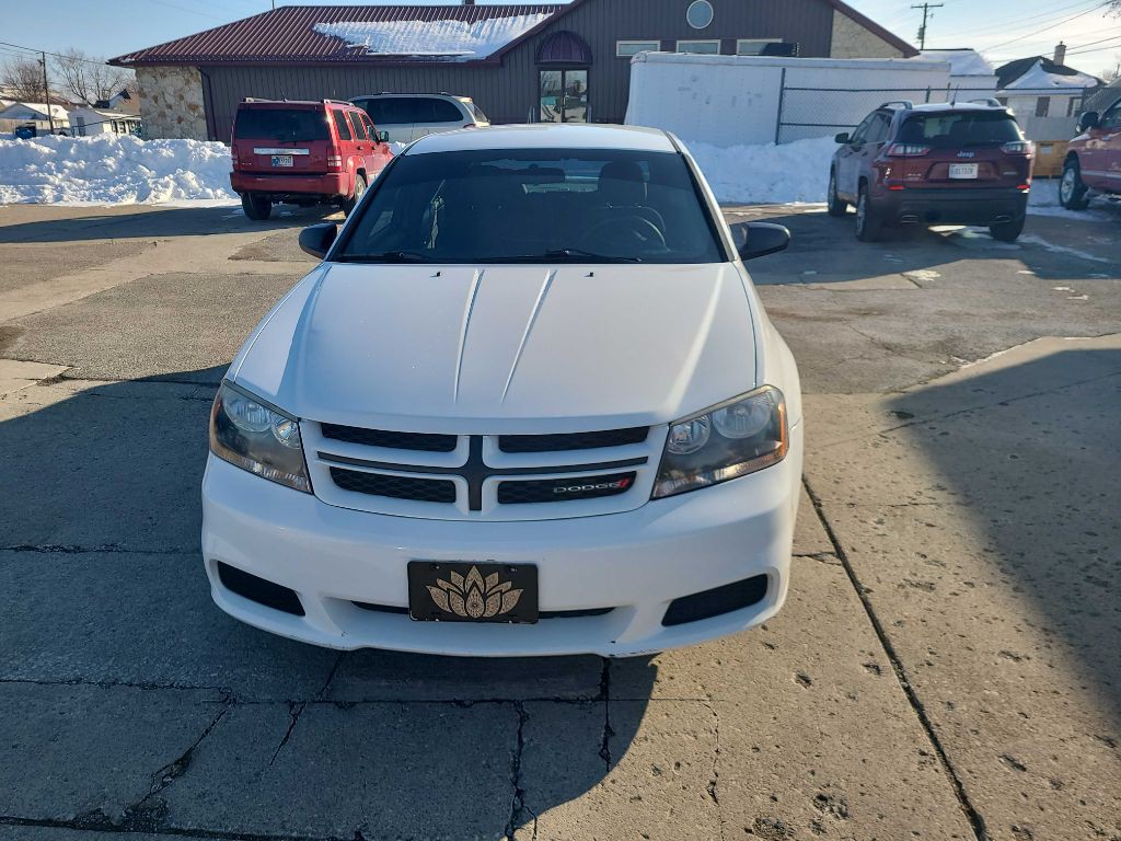 2014 Dodge Avenger Image 16