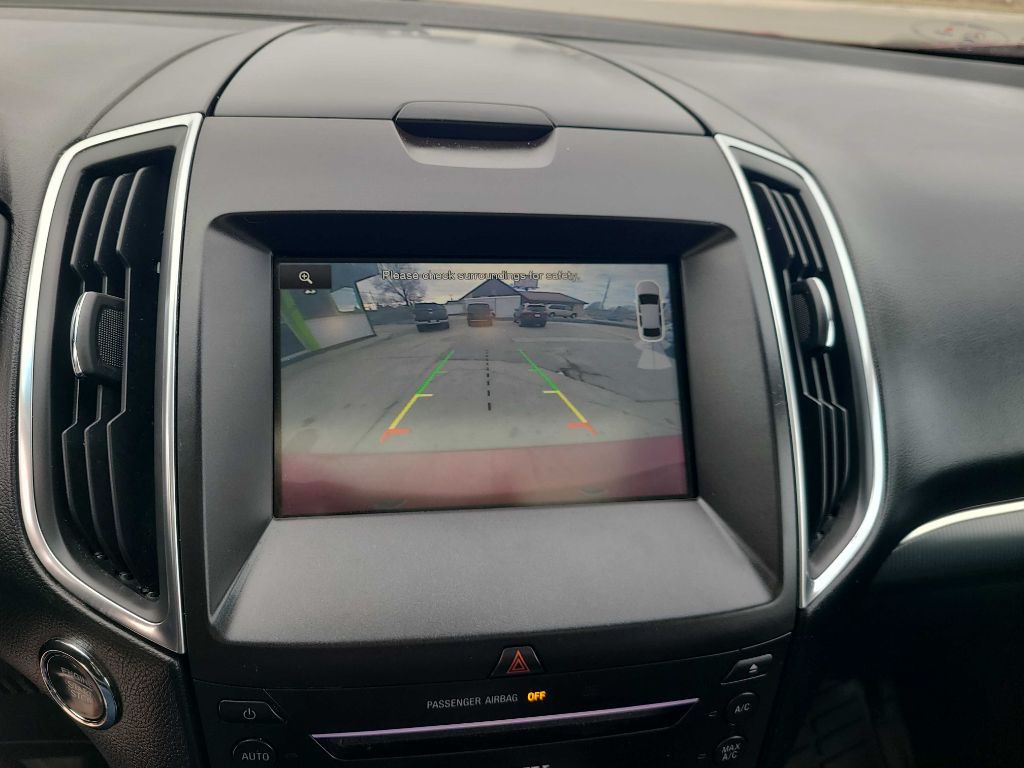 2015 Ford Edge Image 9