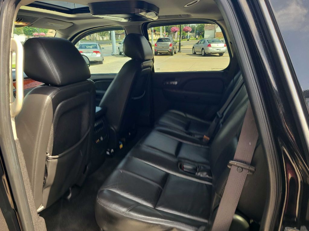 2012 Chevrolet Tahoe Image 14