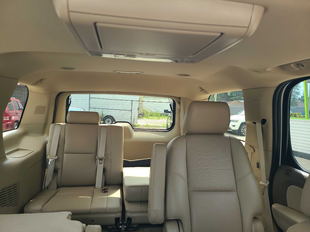 2012 Chevrolet Tahoe Image 15
