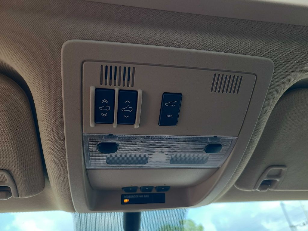 2012 Chevrolet Tahoe Image 16