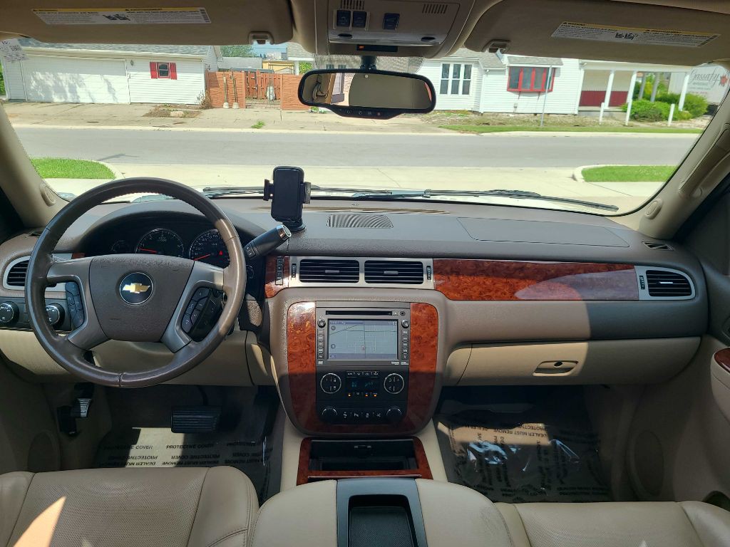 2012 Chevrolet Tahoe Image 19