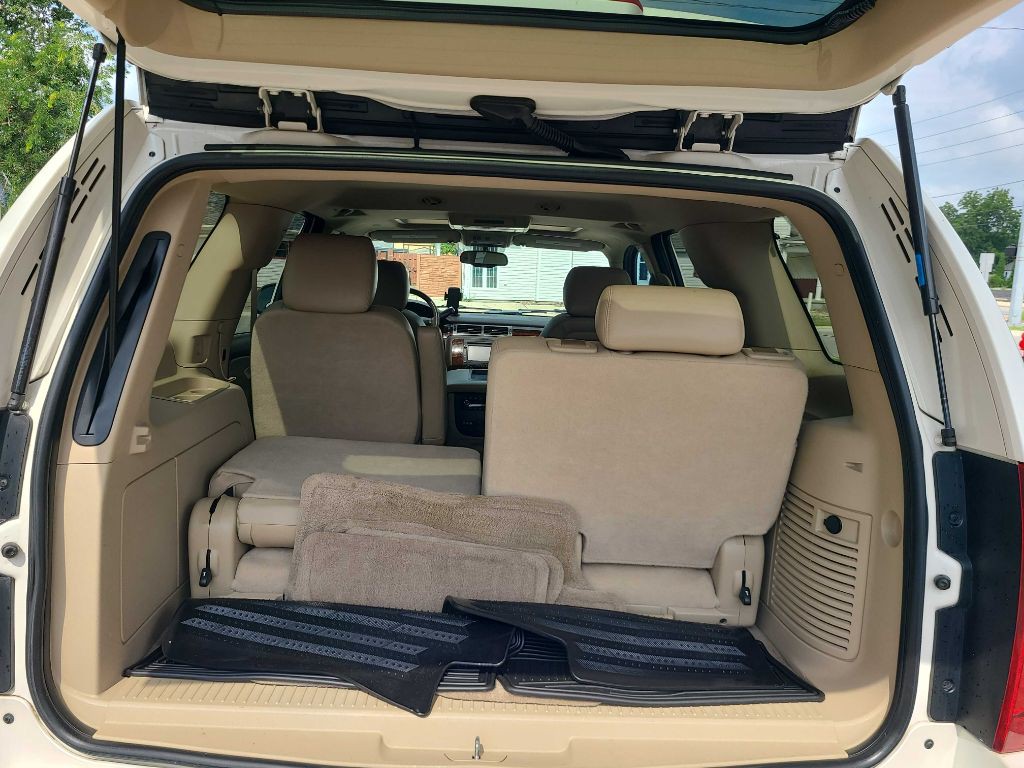 2012 Chevrolet Tahoe Image 24