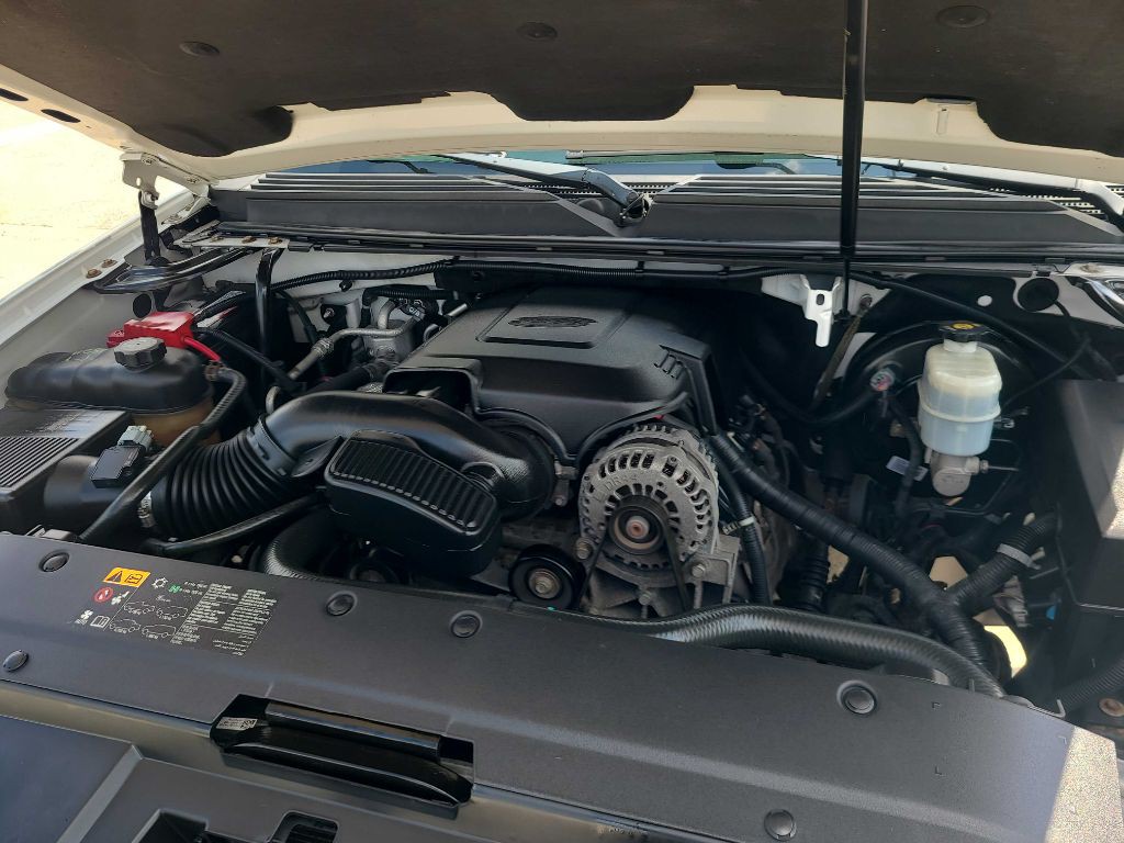 2012 Chevrolet Tahoe Image 3