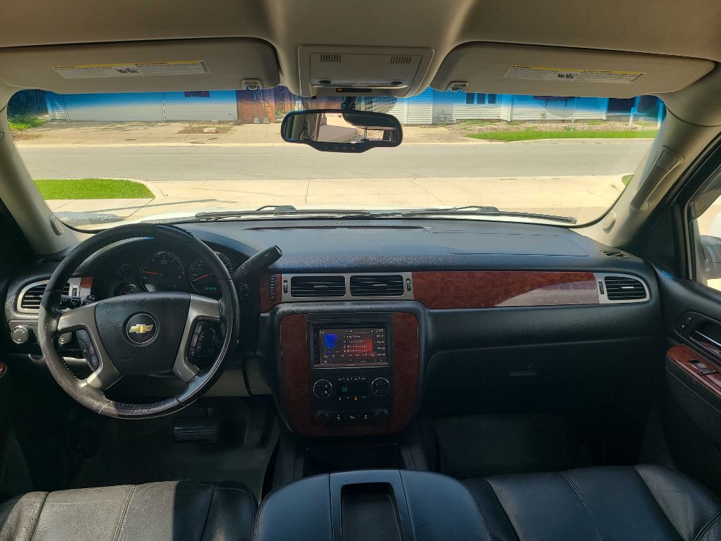 2012 Chevrolet Tahoe Image 16