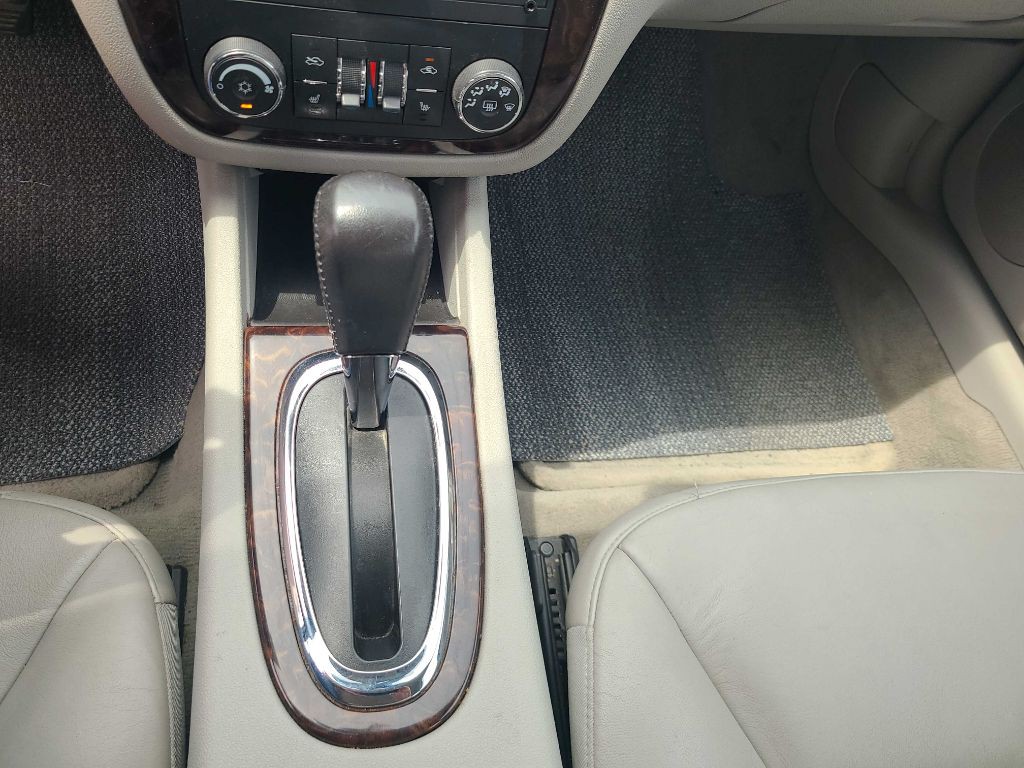 2012 Chevrolet Impala Image 10
