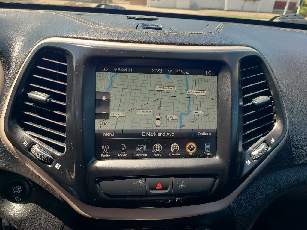 2017 Jeep Cherokee Image 6