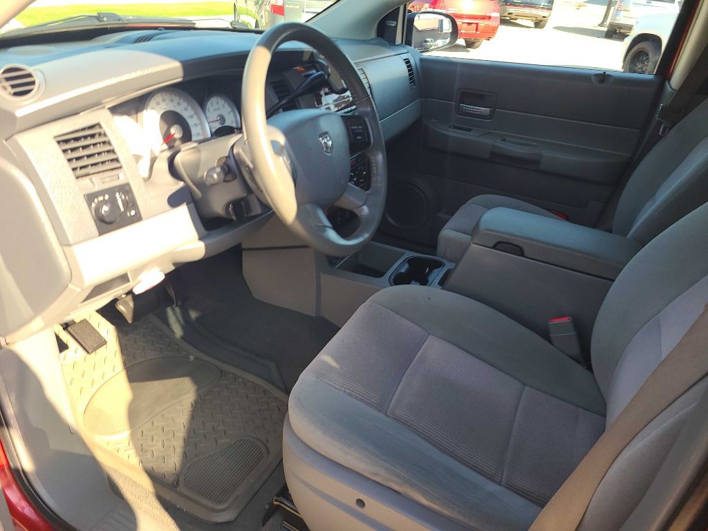 2006 Dodge Durango Image 2