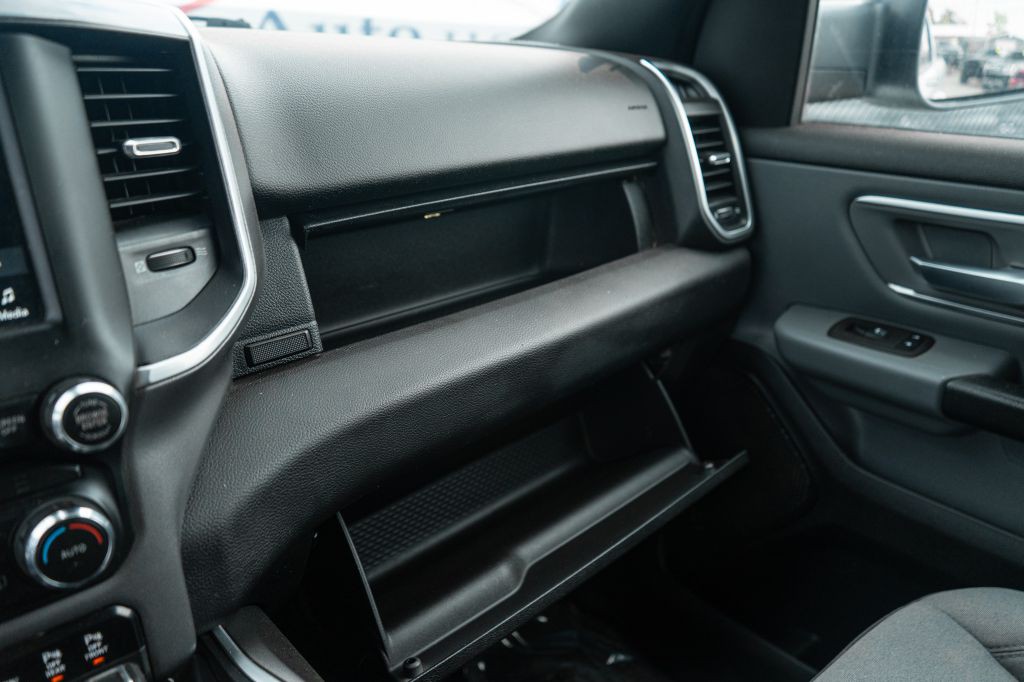 2021 RAM 1500 Image 14