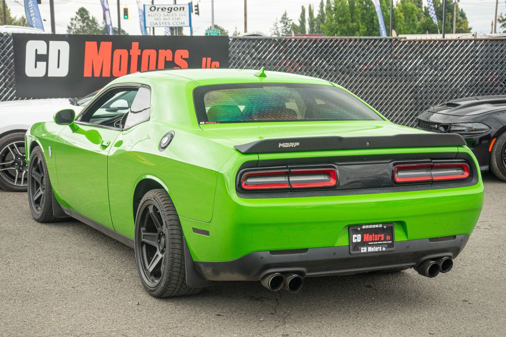 2017 Dodge Challenger Image 7