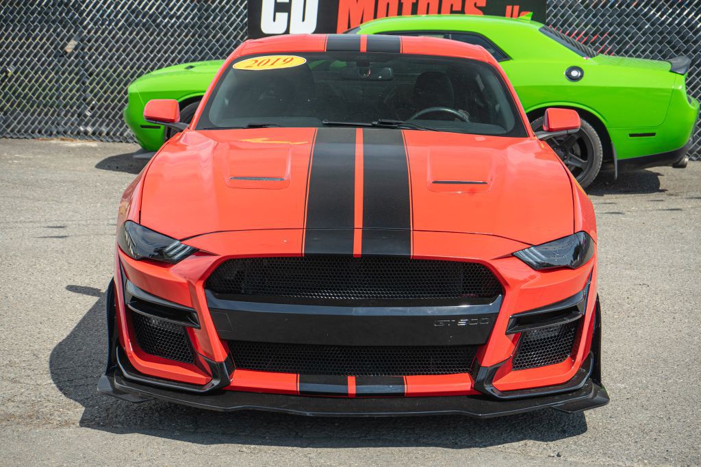 2019 Ford Mustang Image 3