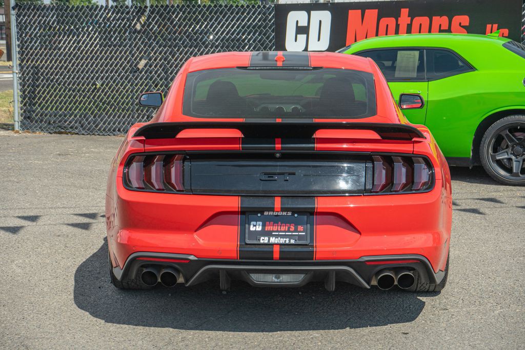 2019 Ford Mustang Image 8