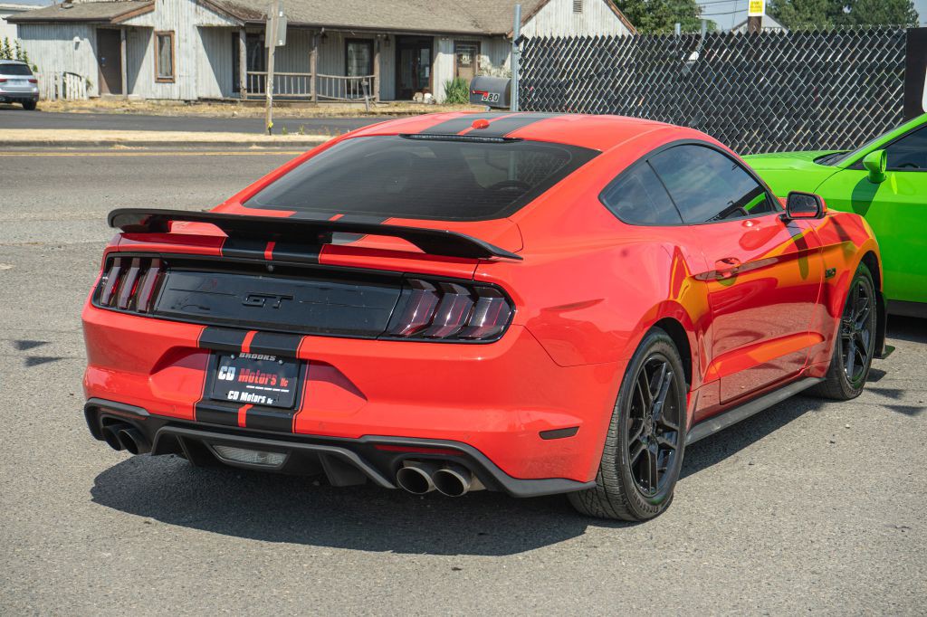 2019 Ford Mustang Image 9