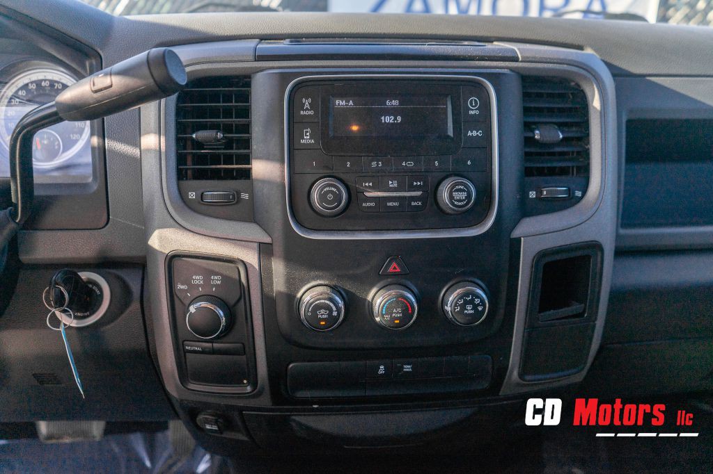 2017 RAM 1500 Image 17