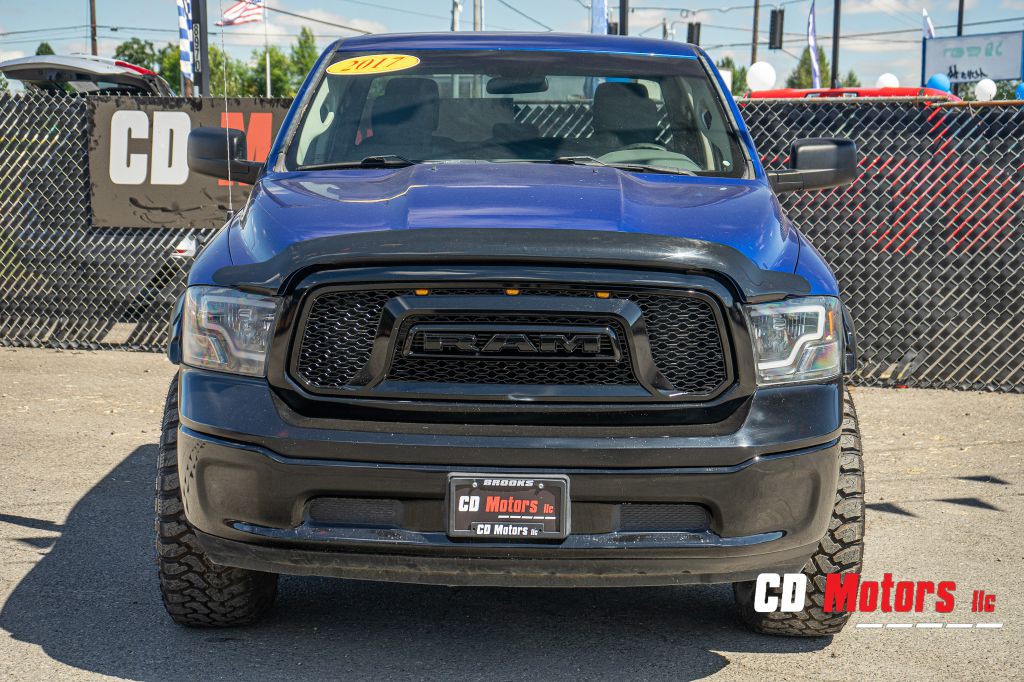 2017 RAM 1500 Image 3