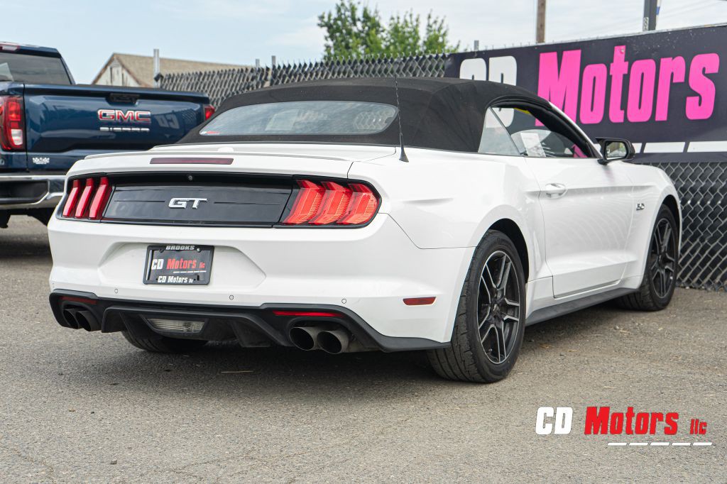2019 Ford Mustang Image 17