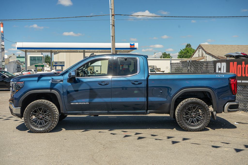 2023 GMC Sierra Image 4
