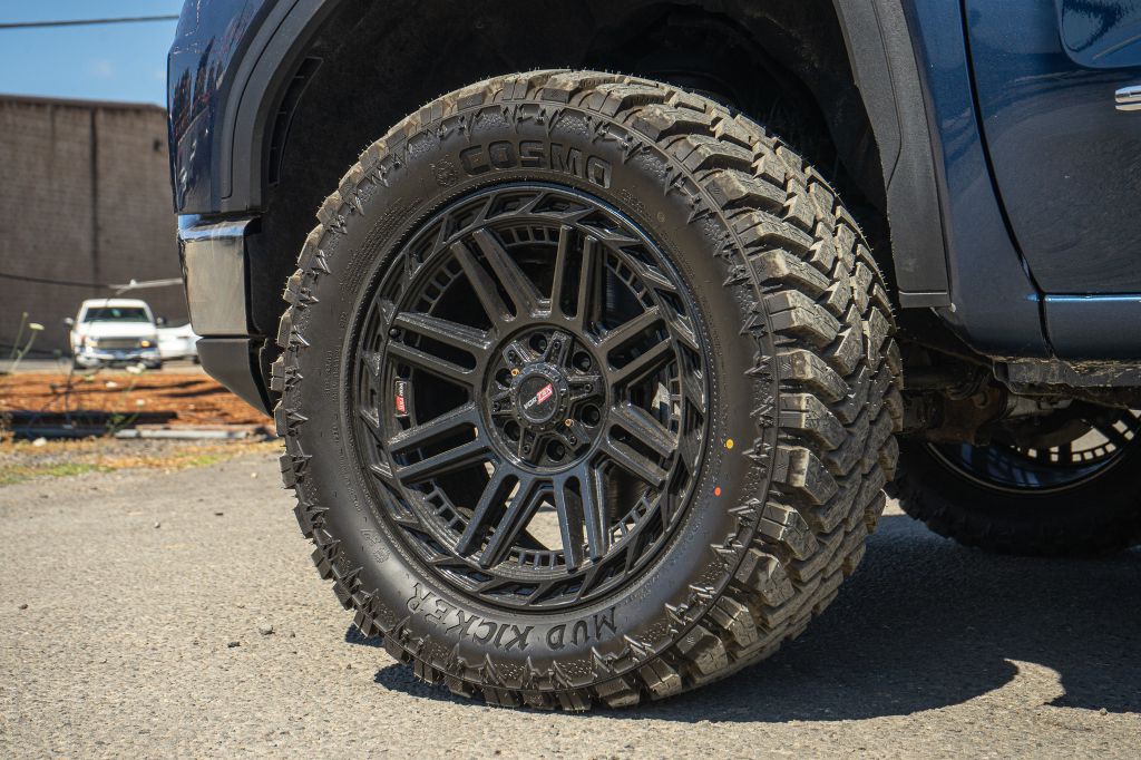 2023 GMC Sierra Image 5