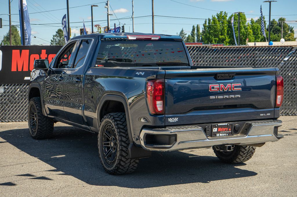 2023 GMC Sierra Image 6