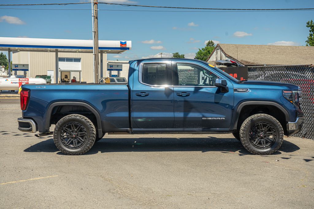 2023 GMC Sierra Image 9