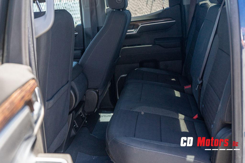 2023 GMC Sierra Image 17