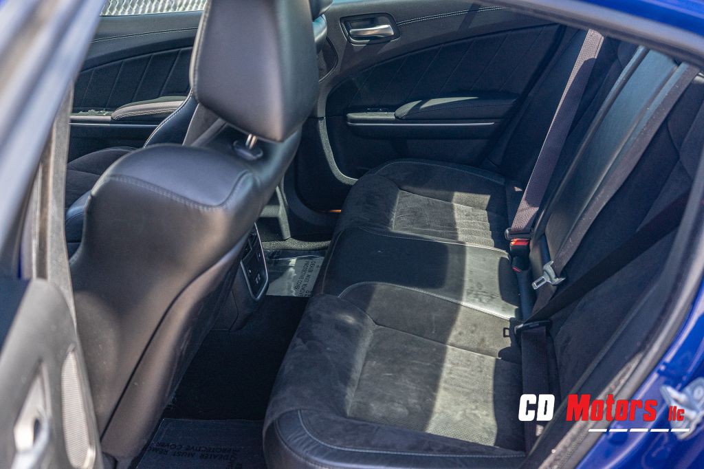 2020 Dodge Charger Image 17