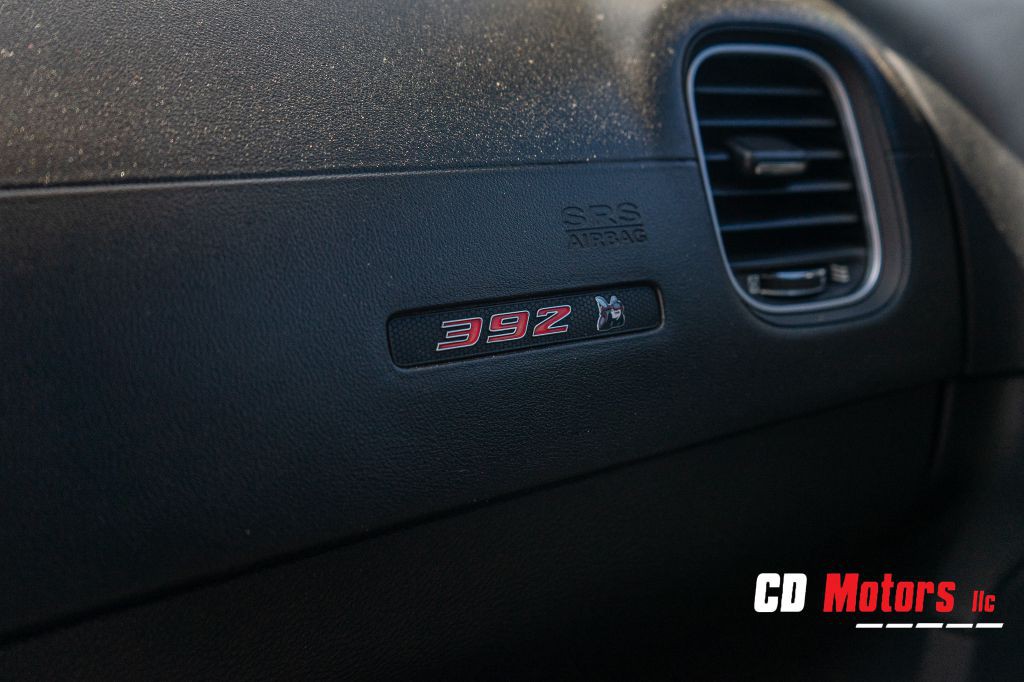 2020 Dodge Charger Image 32