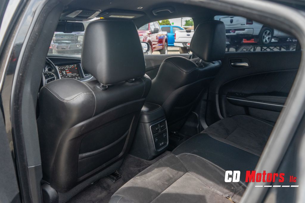 2018 Dodge Charger Image 15