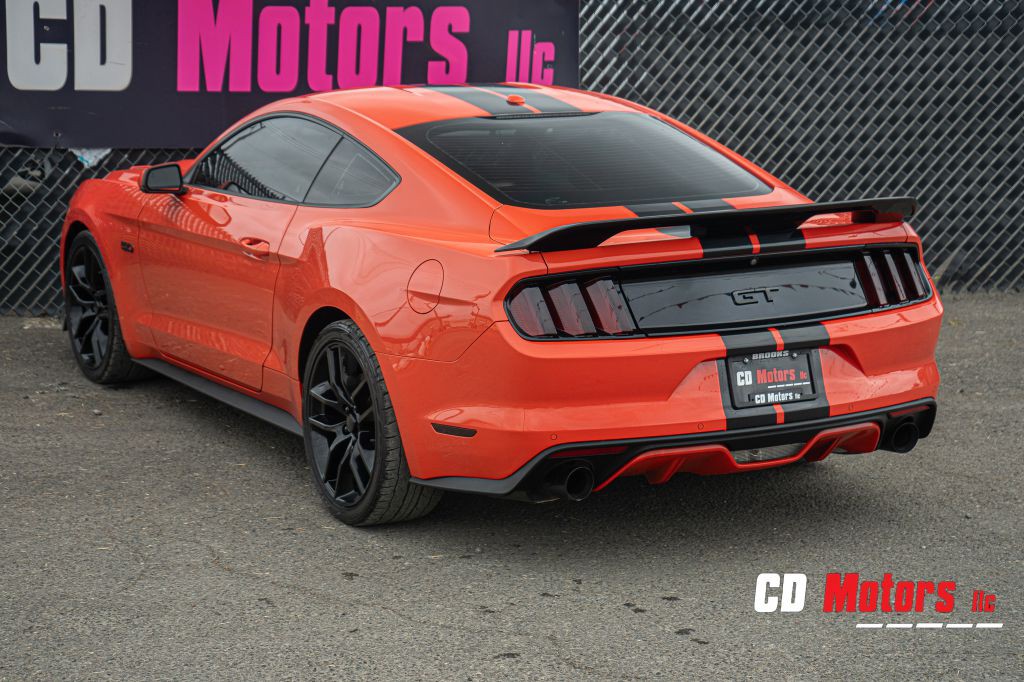 2016 Ford Mustang Image 8