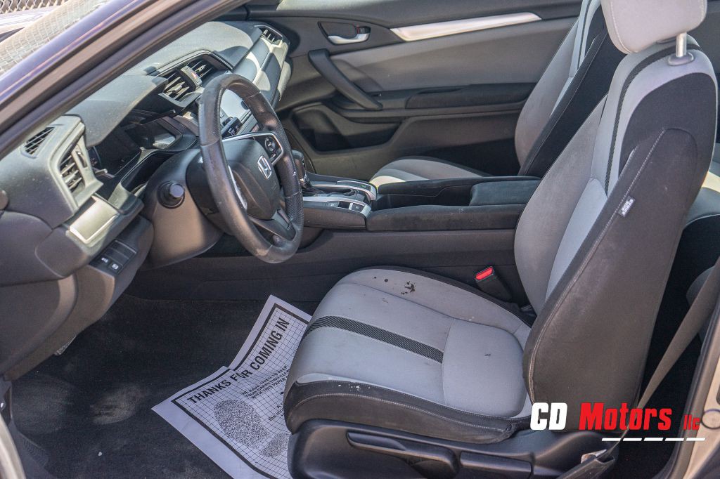 2016 Honda Civic Image 9