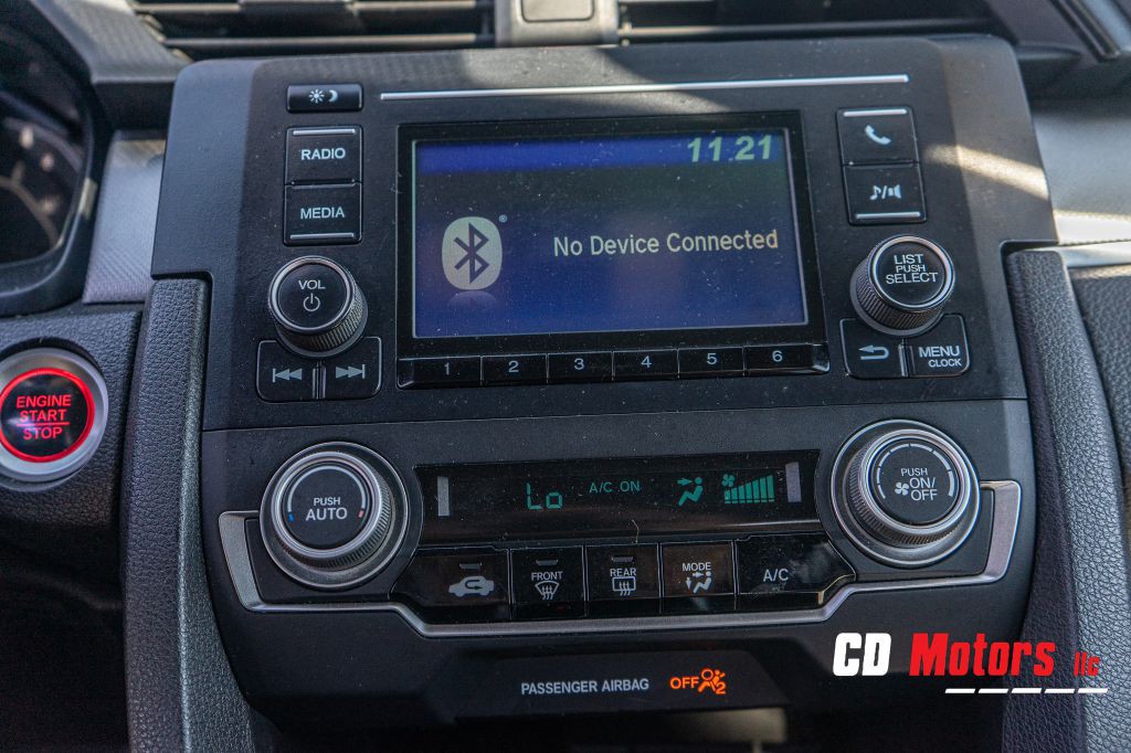 2016 Honda Civic Image 12