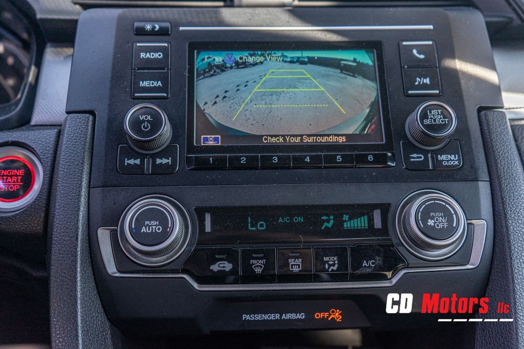 2016 Honda Civic Image 13
