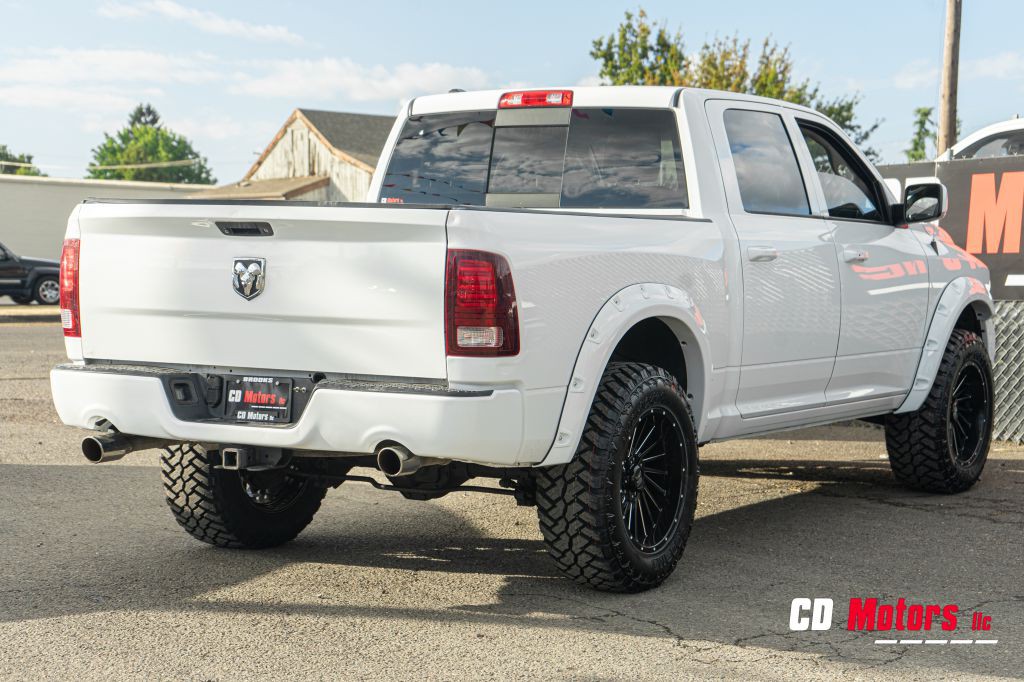 2016 RAM 1500 Image 9