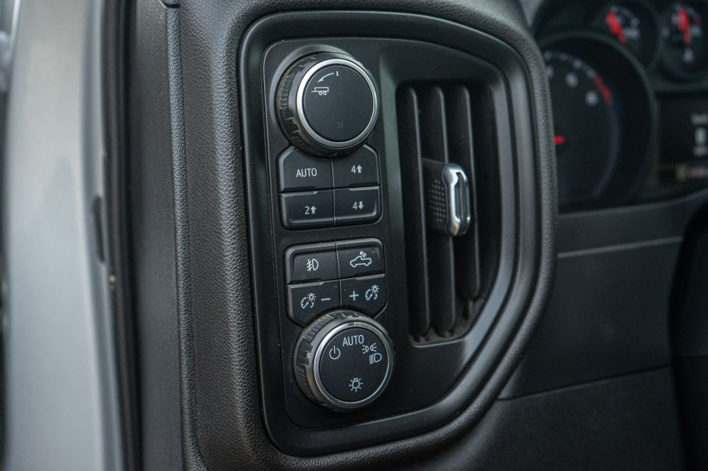 2020 Chevrolet Silverado 1500 Image 14