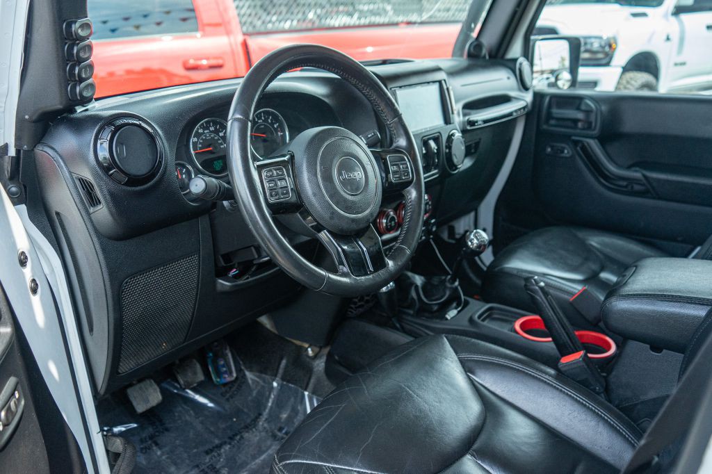 2014 Jeep Wrangler Unlimited Image 14